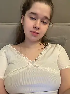 HornyGirlH online show from May 2026 01:45:02 AM