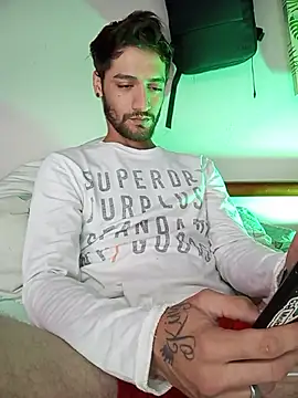 iamxandertv online show from November 2025 01:09:02 AM