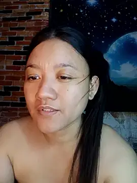 Snapshot of Urchanel chatting on May 2026 01:16:01 PM Urchanel online show from May 2026 01:16:01 PM