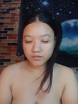Snapshot of Urchanel chatting on May 2026 12:51:02 AM Urchanel online show from May 2026 12:51:02 AM