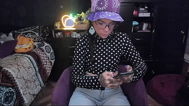 Snapshot of Lilmarieee chatting on January 2025 10:40:01 PM Lilmarieee online show from January 2025 10:40:01 PM