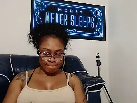 alexiaao9 online show from April 2026 11:36:01 AM