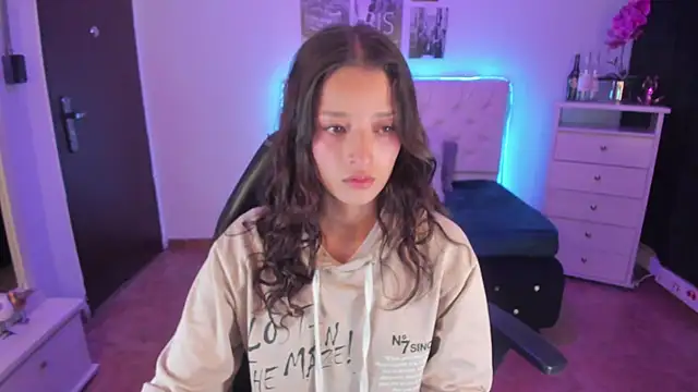 Amaia Daniells online show from December 2024 03:34:02 AM