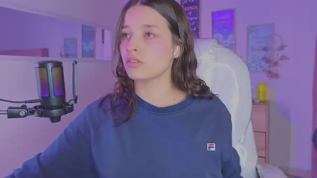 Amaia Daniells online show from September 2025 03:40:02 AM