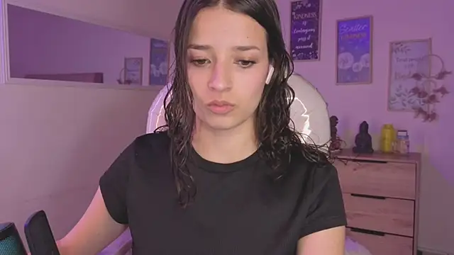 Amaia Daniells online show from October 2025 03:49:02 AM