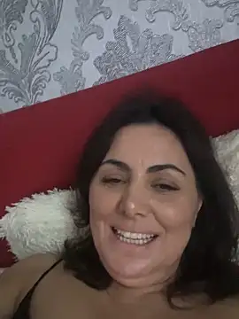 Snapshot of Emma_roqueen chatting on June 2026 05:37:01 PM Emma roqueen online show from June 2026 05:37:01 PM