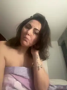 Snapshot of Emma_roqueen chatting on July 2026 10:56:01 PM Emma roqueen online show from July 2026 10:56:01 PM
