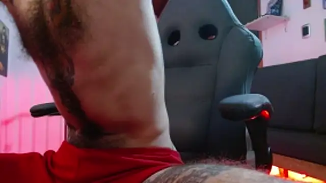 Snapshot of harry_reems1 chatting on January 2026 01:19:01 AM harry reems1 online show from January 2026 01:19:01 AM