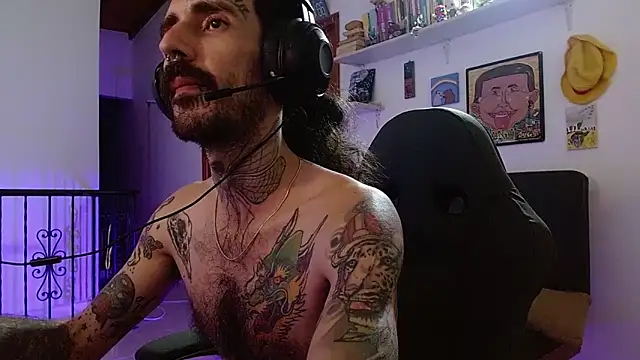 Snapshot of harry_reems1 chatting on February 2026 04:30:01 AM harry reems1 online show from February 2026 04:30:01 AM