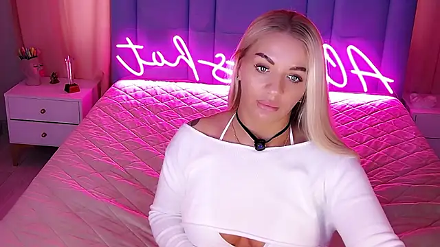 AllwaysHotJ online show from March 2026 02:04:02 AM