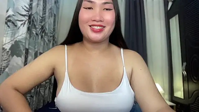 Miss Deliciousness online show from October 2025 03:47:02 PM