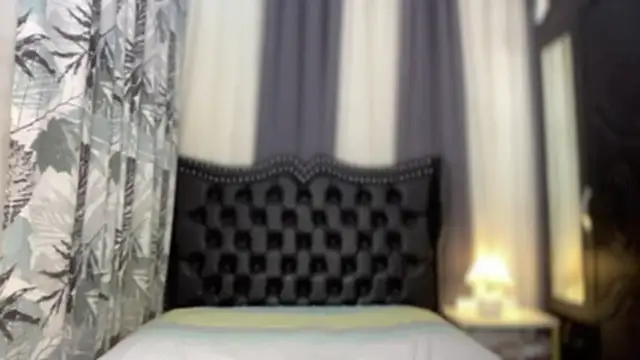 Miss Deliciousness online show from December 2025 04:03:02 PM