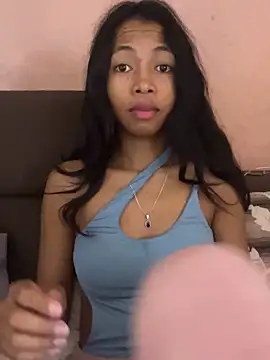 missuua online show from October 2025 04:42:01 AM