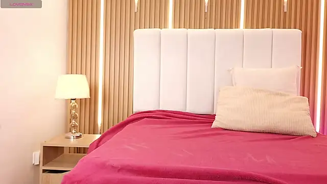 KimSensual  online show from April 2026 12:41:01 PM