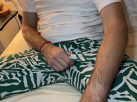 rafaeloLov online show from September 2025 12:43:02 AM