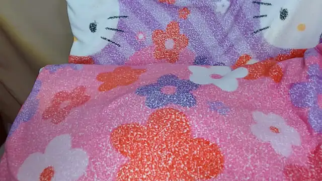 Snapshot of Kelly_Dee102 chatting on November 2025 07:48:02 PM Kelly Dee102 online show from November 2025 07:48:02 PM