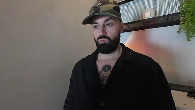 Snapshot of MattxFeet chatting on March 2025 09:13:01 PM MattxFeet online show from March 2025 09:13:01 PM