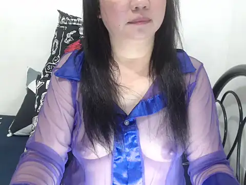 Snapshot of stacie_iris chatting on November 2025 11:44:01 AM stacie iris online show from November 2025 11:44:01 AM