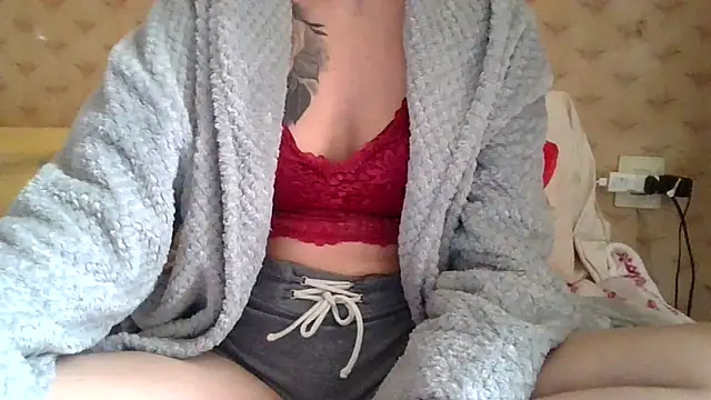 fabiolagg online show from November 2025 12:40:01 PM