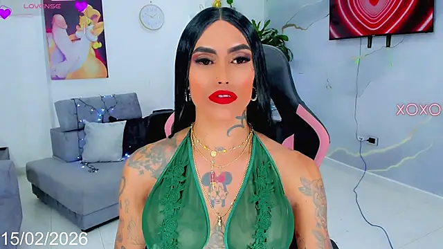 Snapshot of Nella_Dolls chatting on February 2026 02:51:01 AM Nella Dolls online show from February 2026 02:51:01 AM