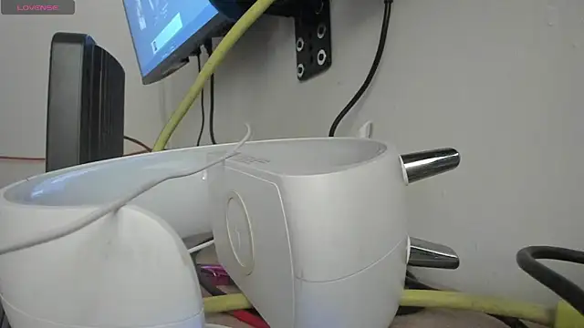 Hela wet online show from March 2026 12:32:01 PM