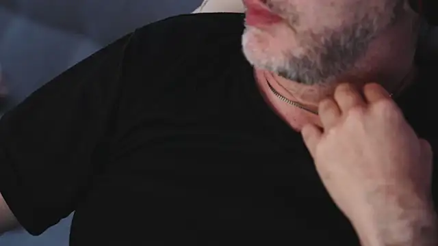 Snapshot of Sanders_White chatting on February 2025 07:53:02 AM Sanders White online show from February 2025 07:53:02 AM