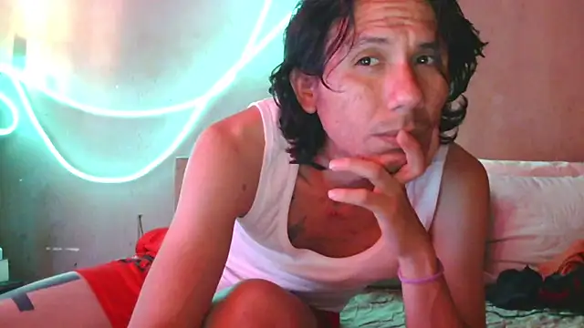 Latinopervs online show from June 2026 05:13:02 PM