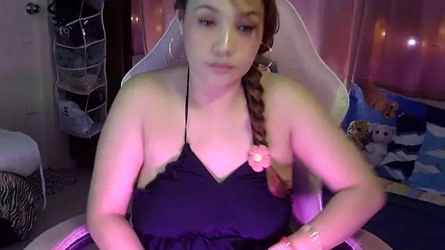 Snapshot of yourbabe_Brielle chatting on November 2025 06:36:02 AM yourbabe Brielle online show from November 2025 06:36:02 AM