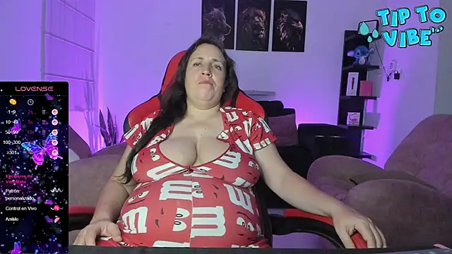 Snapshot of valery_adams1 chatting on March 2025 07:20:02 AM valery adams1 online show from March 2025 07:20:02 AM