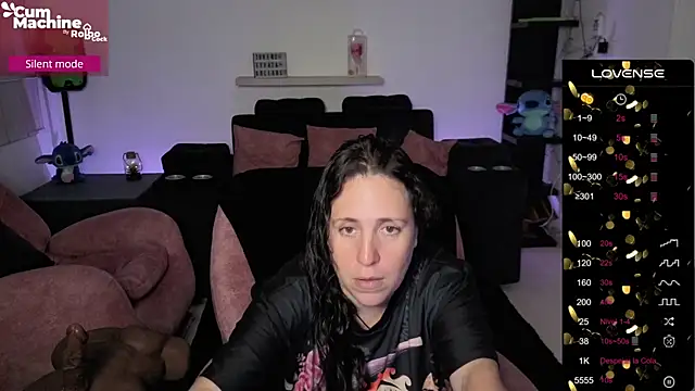 Snapshot of valery_adams1 chatting on September 2025 05:31:01 AM valery adams1 online show from September 2025 05:31:01 AM