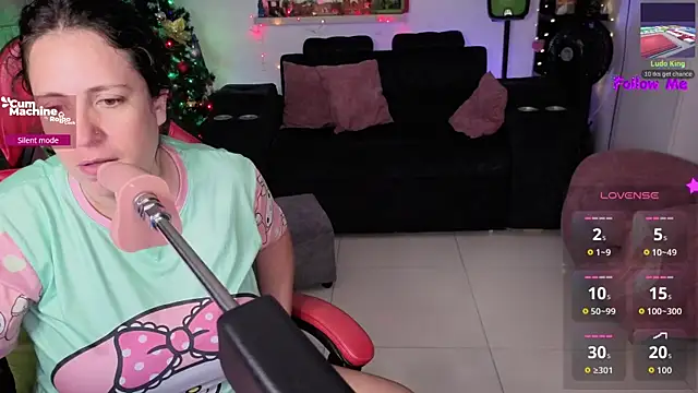 Snapshot of valery_adams1 chatting on November 2025 03:38:02 AM valery adams1 online show from November 2025 03:38:02 AM