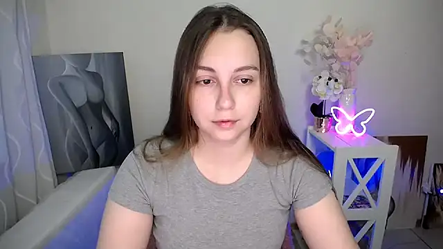 Snapshot of SweetPrincess_ chatting on June 2026 05:42:01 AM SweetPrincess online show from June 2026 05:42:01 AM