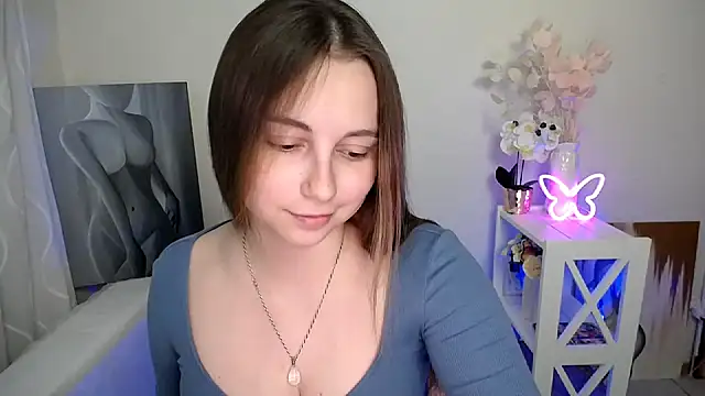 Snapshot of SweetPrincess_ chatting on June 2026 06:52:02 AM SweetPrincess online show from June 2026 06:52:02 AM
