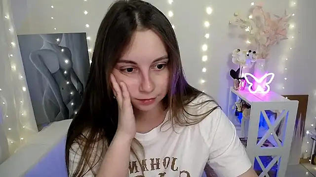 Snapshot of SweetPrincess_ chatting on June 2026 05:32:02 AM SweetPrincess online show from June 2026 05:32:02 AM