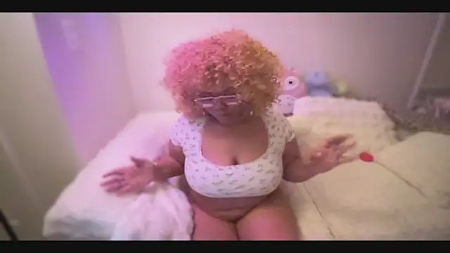 marinamarinab online show from April 2026 03:13:01 PM