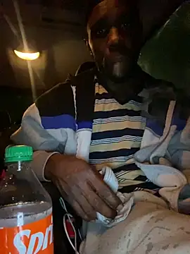 Snapshot of Bigdickbandit205 chatting on November 2025 11:37:01 PM Bigdickbandit205 online show from November 2025 11:37:01 PM