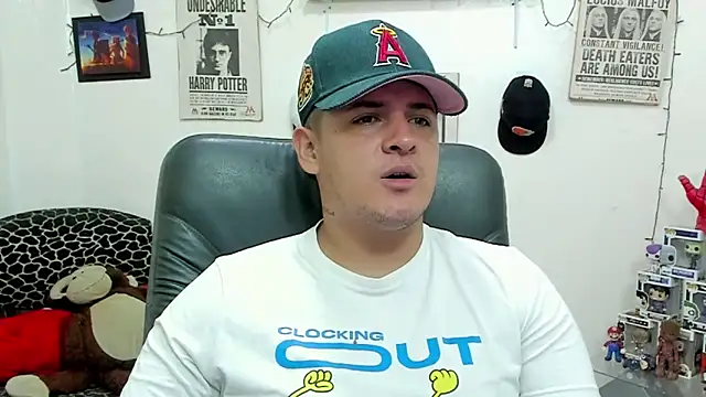 ney 22 online show from February 2025 01:21:02 PM