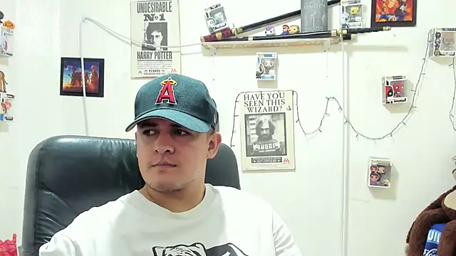 ney 22 online show from November 2025 01:33:01 PM