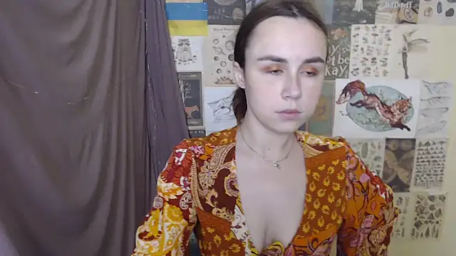 Snapshot of VeryVeryVeryShy_ chatting on November 2025 11:21:02 AM VeryVeryVeryShy online show from November 2025 11:21:02 AM