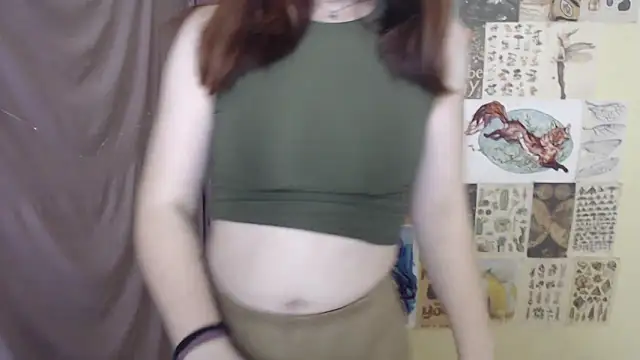 Snapshot of VeryVeryVeryShy_ chatting on November 2025 06:01:01 PM VeryVeryVeryShy online show from November 2025 06:01:01 PM