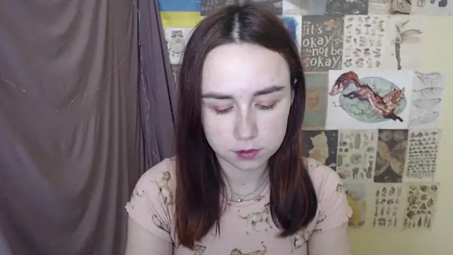 Snapshot of VeryVeryVeryShy_ chatting on December 2025 08:23:01 AM VeryVeryVeryShy online show from December 2025 08:23:01 AM