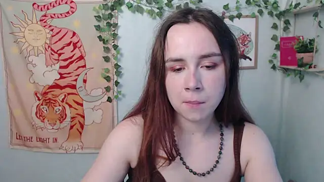 Snapshot of VeryVeryVeryShy_ chatting on July 2026 05:43:02 AM VeryVeryVeryShy online show from July 2026 05:43:02 AM