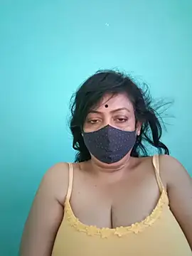 Snapshot of love_suman chatting on May 2026 01:45:01 AM love suman online show from May 2026 01:45:01 AM