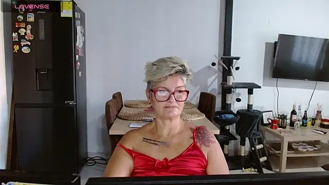Snapshot of bety-cum2 chatting on June 2026 11:57:02 AM bety-cum2 online show from June 2026 11:57:02 AM