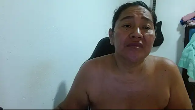 katia mature online show from April 2026 07:55:02 PM