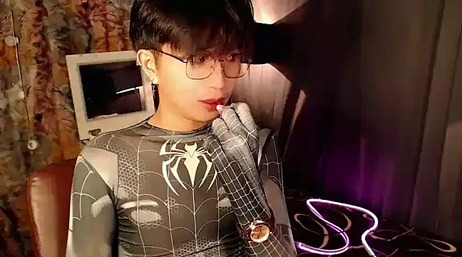 Snapshot of Sexy_Handsome_Drex chatting on December 2024 07:51:01 AM Sexy Handsome Drex online show from December 2024 07:51:01 AM