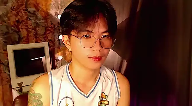 Snapshot of Sexy_Handsome_Drex chatting on December 2024 11:22:02 AM Sexy Handsome Drex online show from December 2024 11:22:02 AM