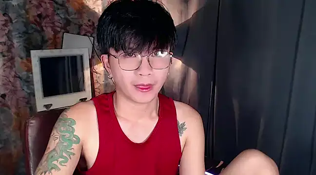 Snapshot of Sexy_Handsome_Drex chatting on January 2025 09:16:01 AM Sexy Handsome Drex online show from January 2025 09:16:01 AM