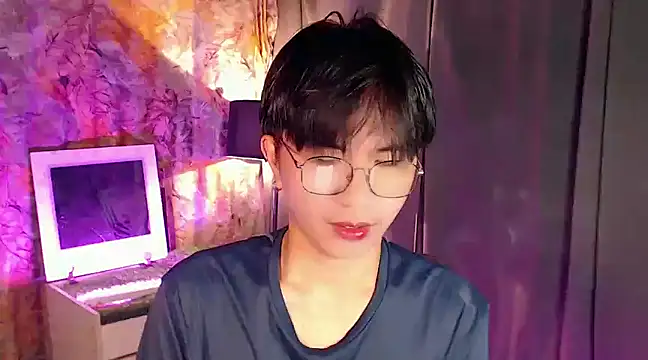 Snapshot of Sexy_Handsome_Drex chatting on January 2025 08:36:01 AM Sexy Handsome Drex online show from January 2025 08:36:01 AM