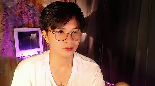 Snapshot of Sexy_Handsome_Drex chatting on January 2025 08:36:01 AM Sexy Handsome Drex online show from January 2025 08:36:01 AM